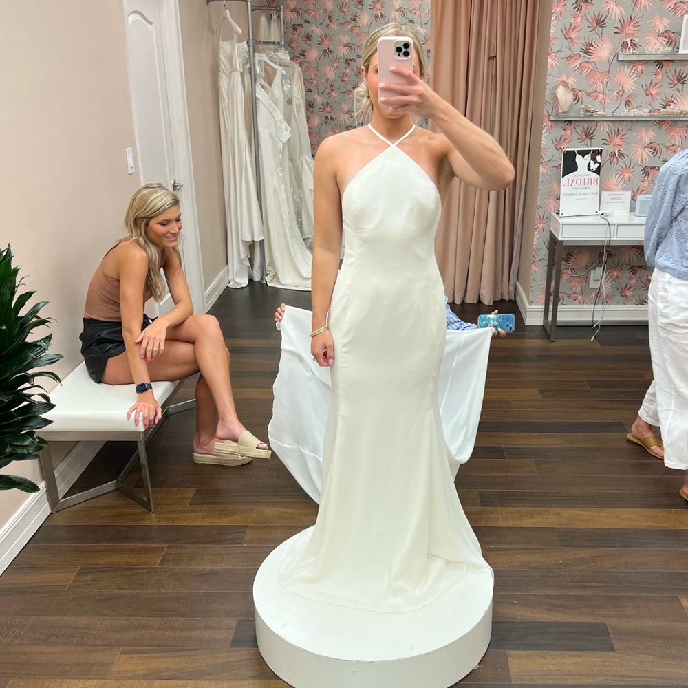 Wedding dress
